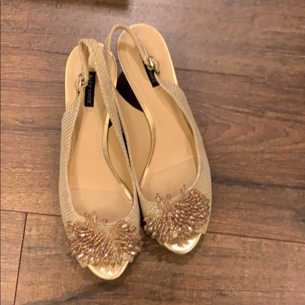 New condition never worn size 9 Alex Marie